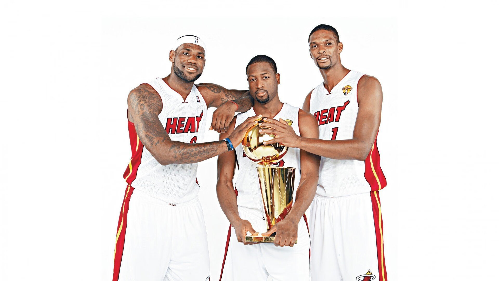 华体会网页登录-品牌联动:跨界合作案例——游戏与传统体育品牌共创内容,与游戏联动的营销产品